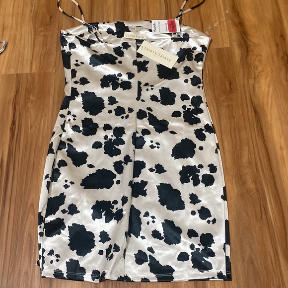 COW PRINT DRESS🐮 - Picture 3 of 4
